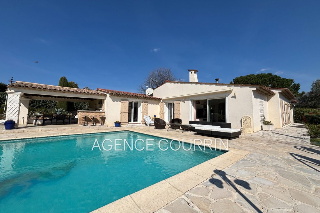 Villa in Le Tignet, Provence-Alpes-Côte d'Azur, France 2 - 17476362