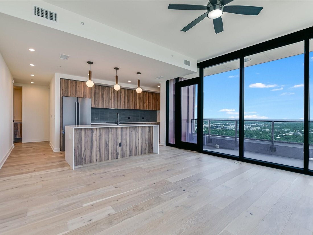 Condo in Austin, Texas, United States 3 - 17477055