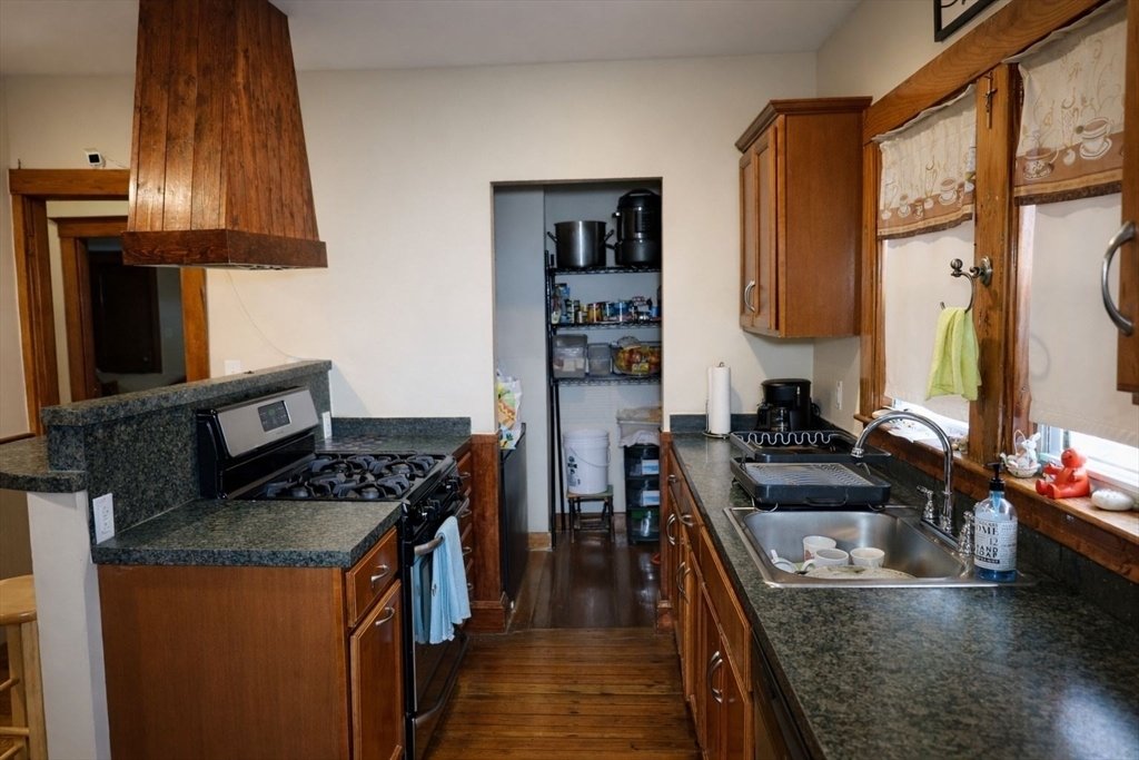 House in Somerville, Massachusetts, United States 5 - 17476254