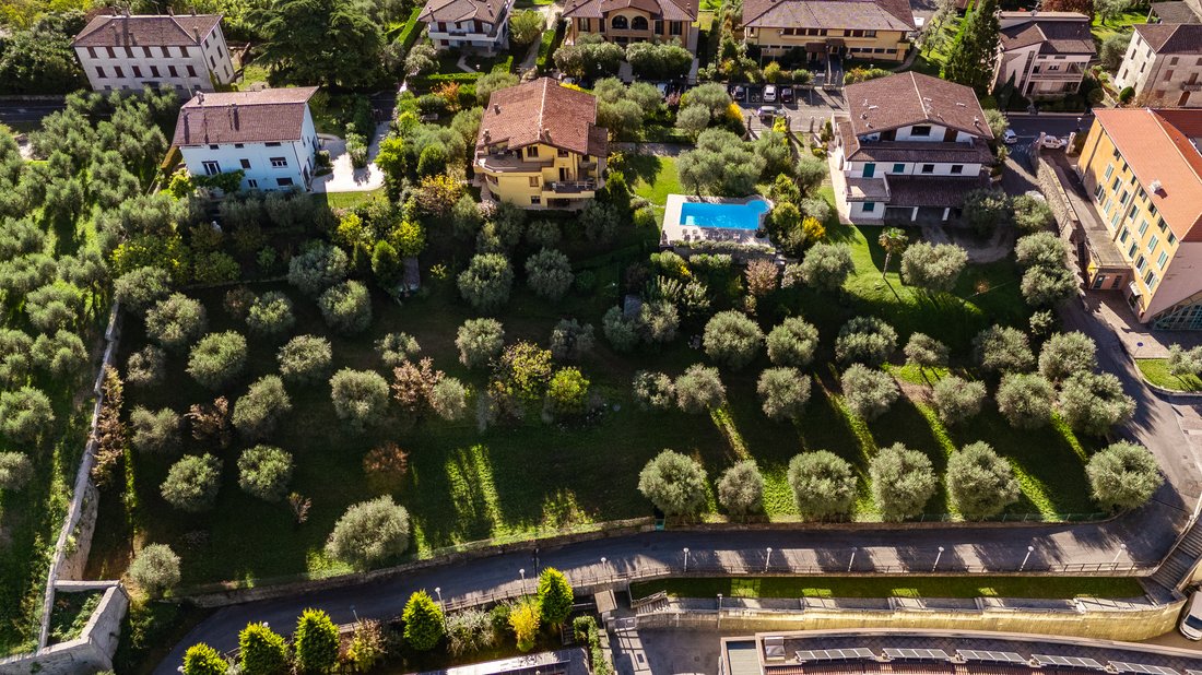 Villa in Manerba del Garda, Lombardy, Italy 3 - 17478066