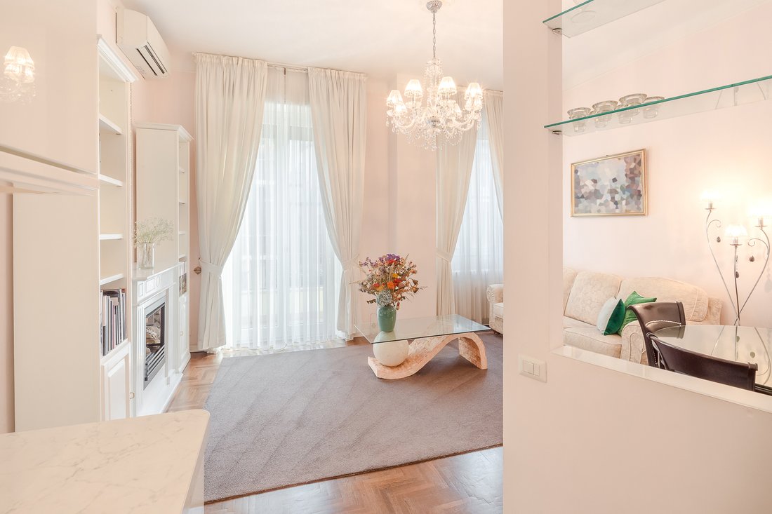 Apartment in Centrale, Milan, Italy 3 - 17477871