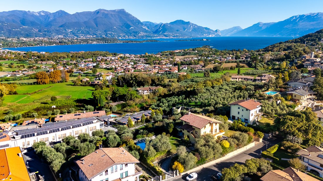 Villa in Manerba del Garda, Lombardy, Italy 1 - 17478066