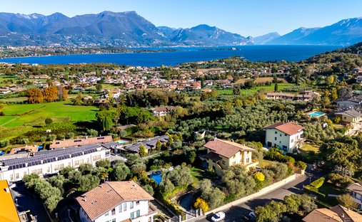 Villa in Manerba del Garda, Lombardei, Italien 1