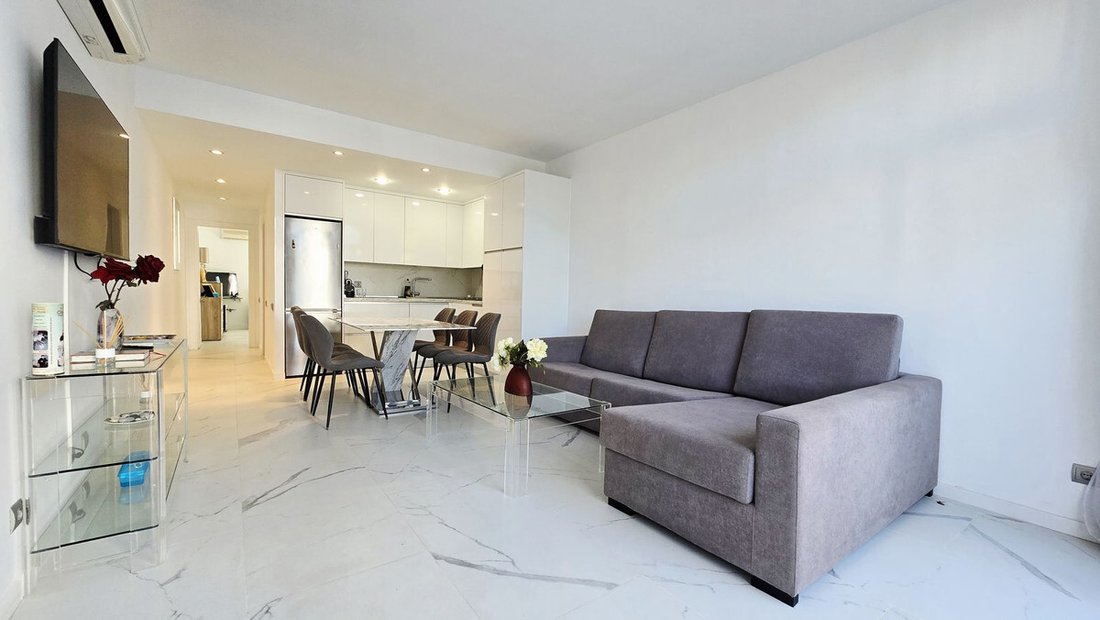 Apartment in Puerto Banus, Marbella, Spain 3 - 17477371