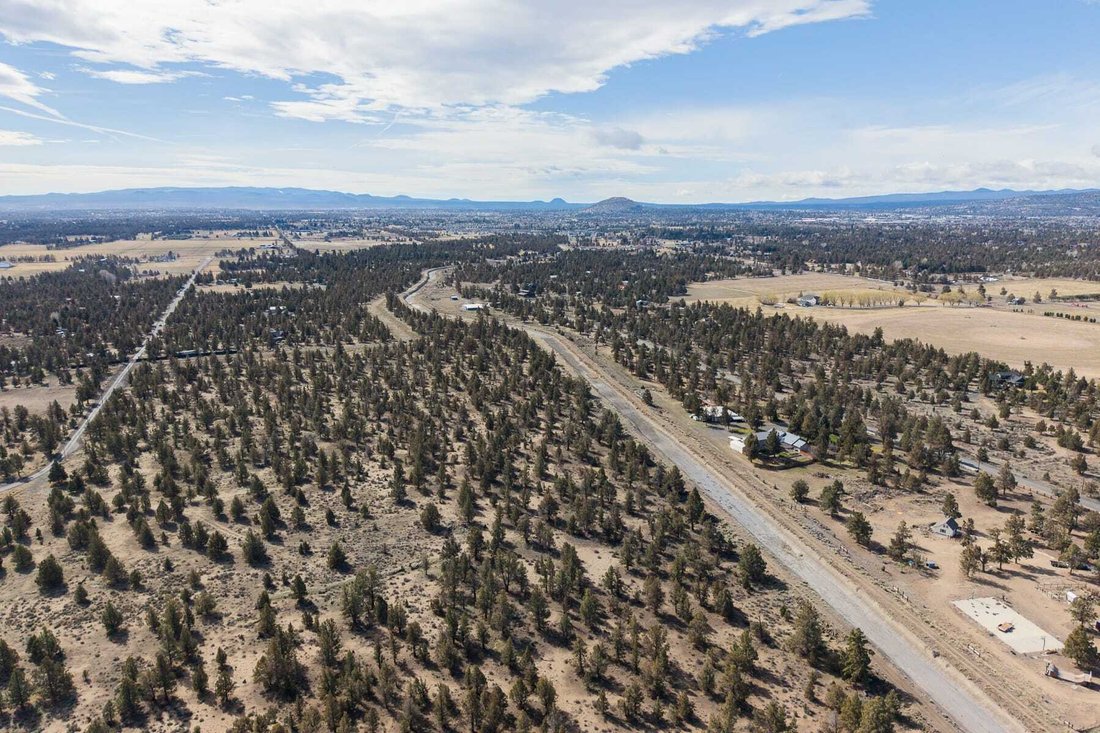 Land in Bend, Oregon, United States 3 - 17477862