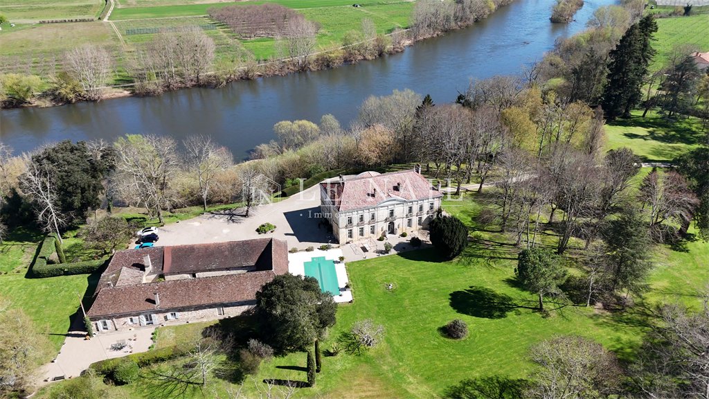Castle in Vieux Bergerac, Bergerac, France 1 - 17477320