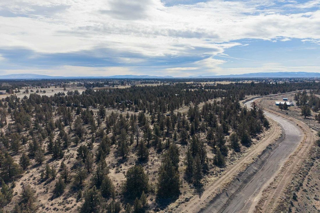 Land in Bend, Oregon, United States 2 - 17477862