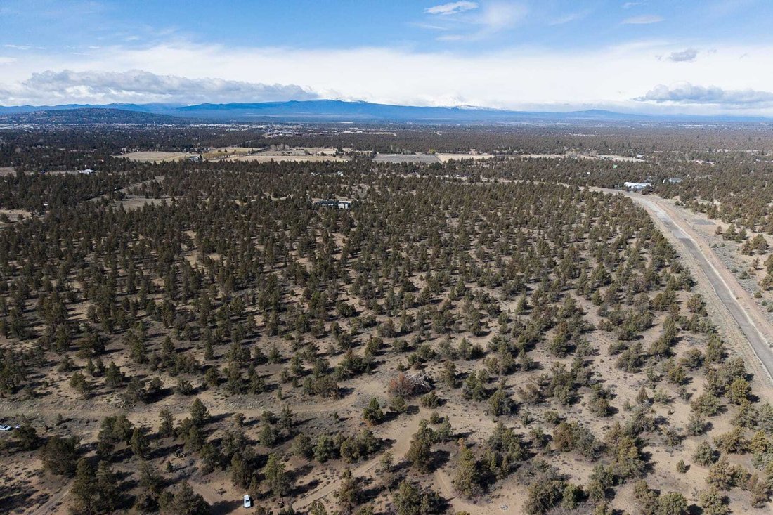 Land in Bend, Oregon, United States 2 - 17477866