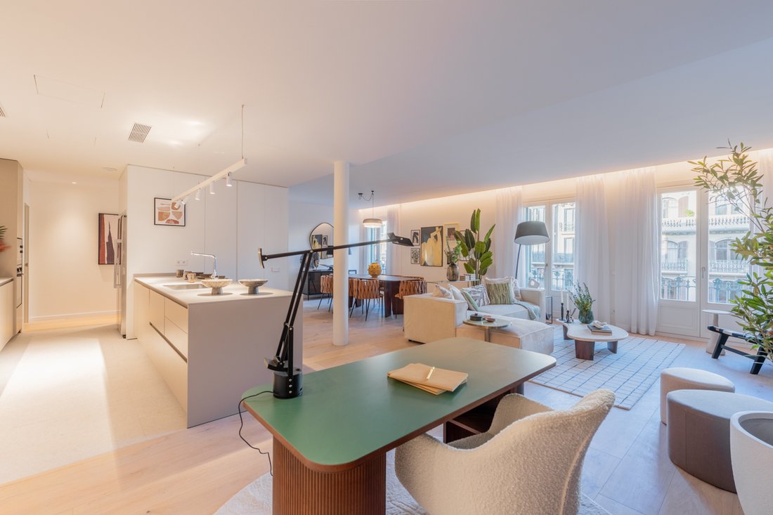 Estate in Eixample, Barcelona, Spain 5 - 17477324