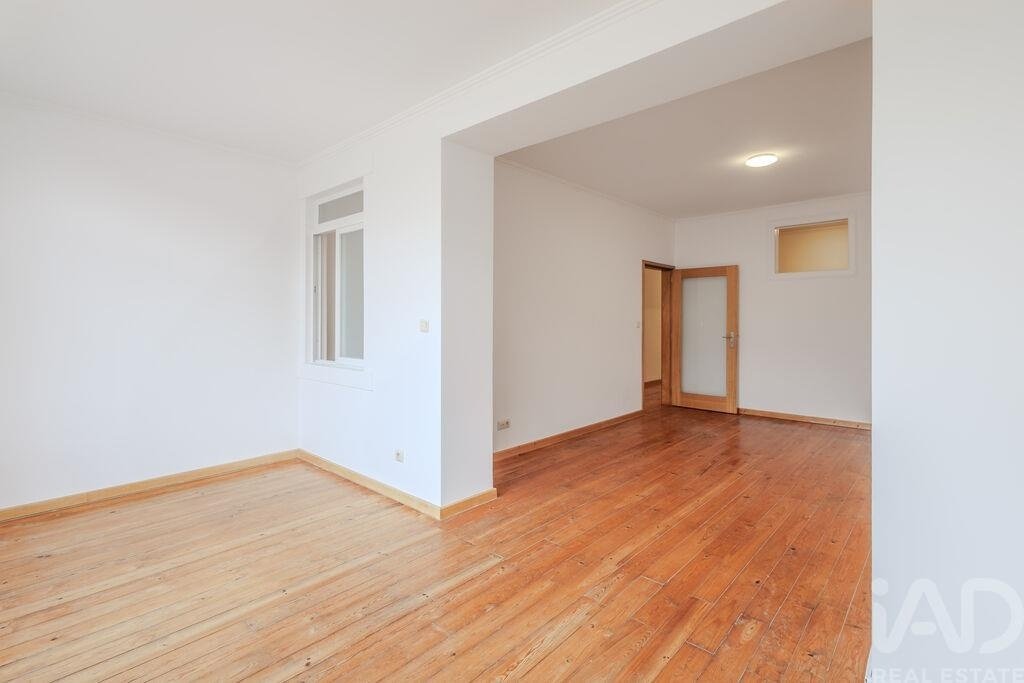 Apartment in Arroios, Lisbon, Portugal 3 - 17478093