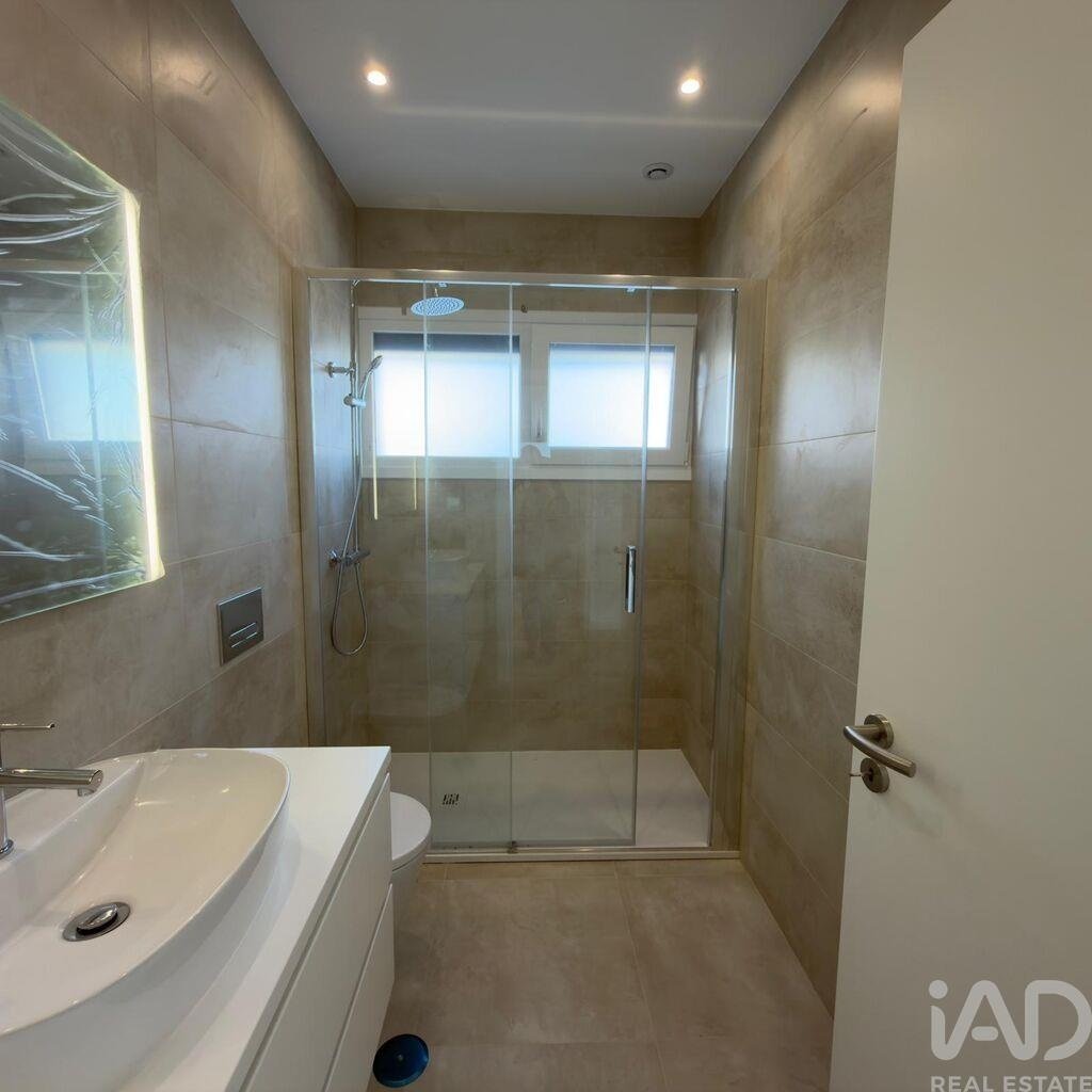 Townhouse in Rio de Mouro, Lisbon, Portugal 4 - 17477626