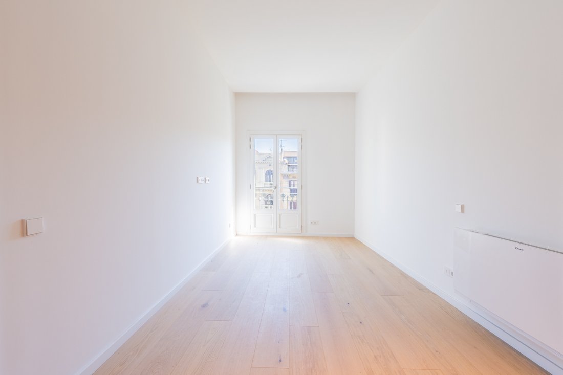 Estate in Eixample, Barcelona, Spain 2 - 17477333
