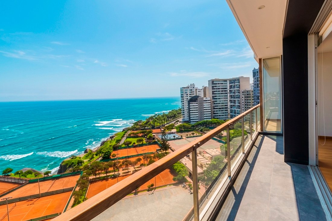 Apartment in Miraflores, Metropolitan Municipality of Lima, Peru 4 - 17478003