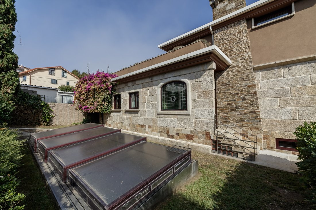 Villa in Vigo (District), Vigo, Spain 2 - 17478138