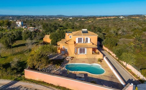 House in Alcantarilha, Algarve, Portugal 1