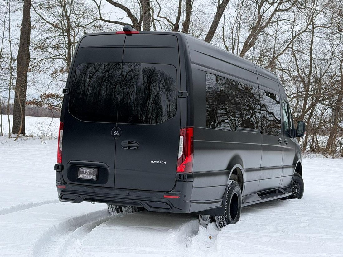 Rv in Elkhart, Indiana, United States 2 - 12949977