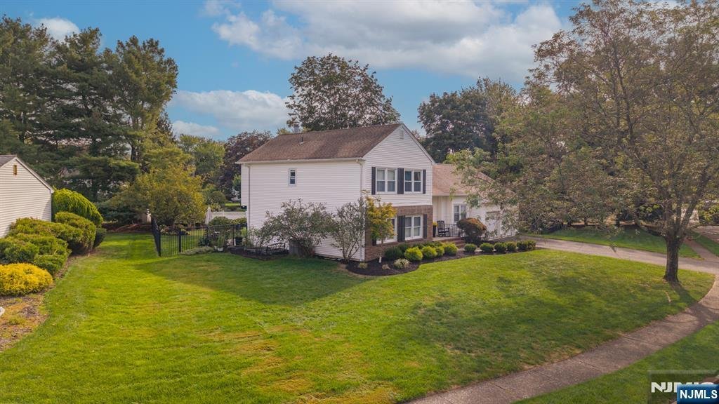 House in Wayne, New Jersey, United States 4 - 17425065