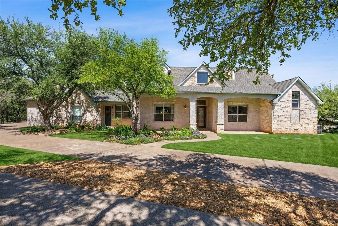 House in Granbury, Texas, United States 4 - 17478226