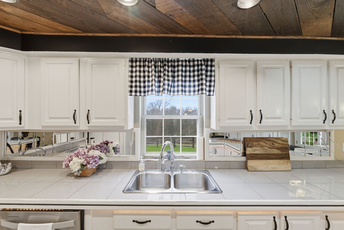 House in Lawrenceburg, Kentucky, United States 2 - 17478408