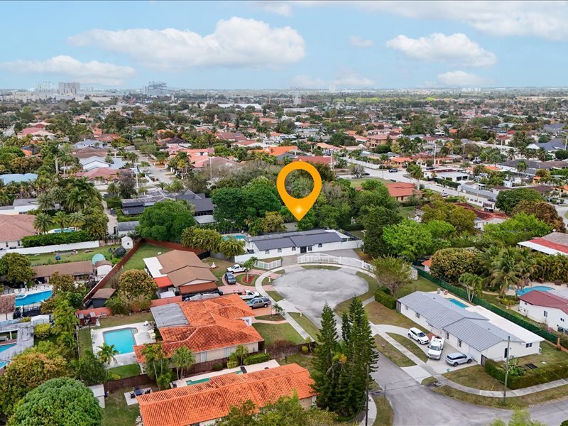 House in Miami, Florida, United States 4 - 17478409