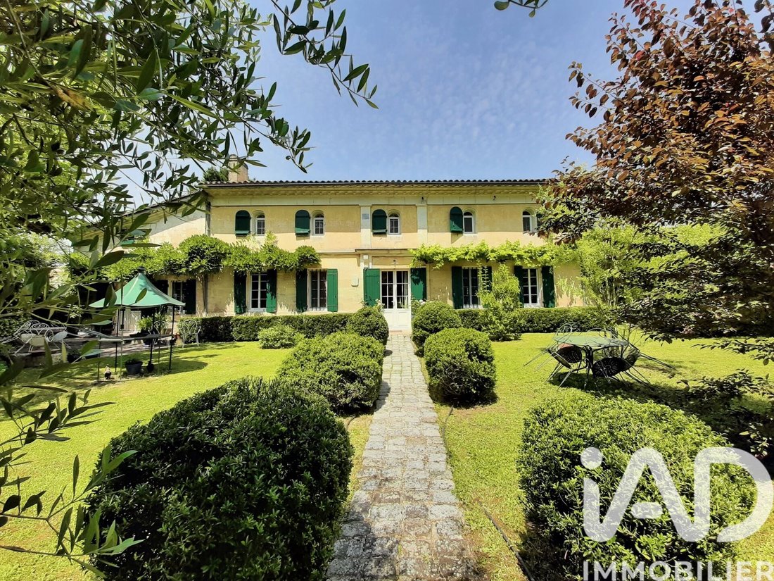 House in Les Artigues-de-Lussac, Nouvelle-Aquitaine, France 2 - 17482481