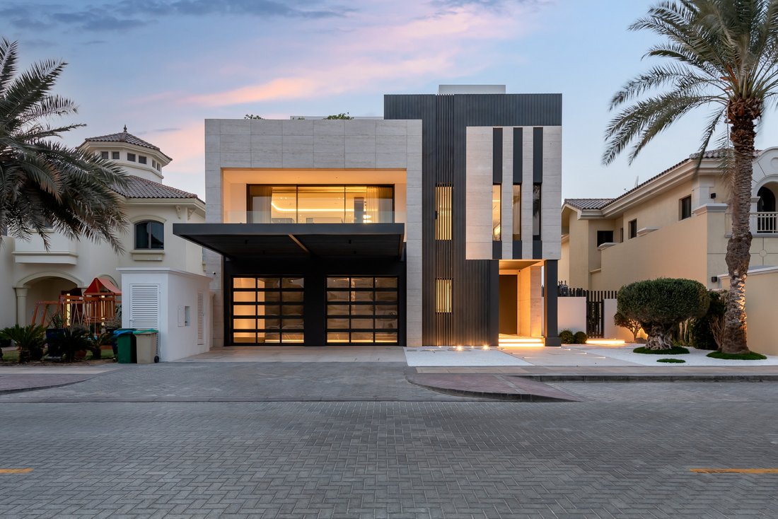 Villa in Palm Jumeirah, Dubai, United Arab Emirates 1 - 17478435