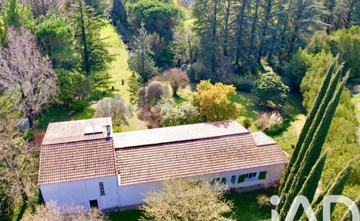 House in Ancone, Auvergne-Rhône-Alpes, France 1