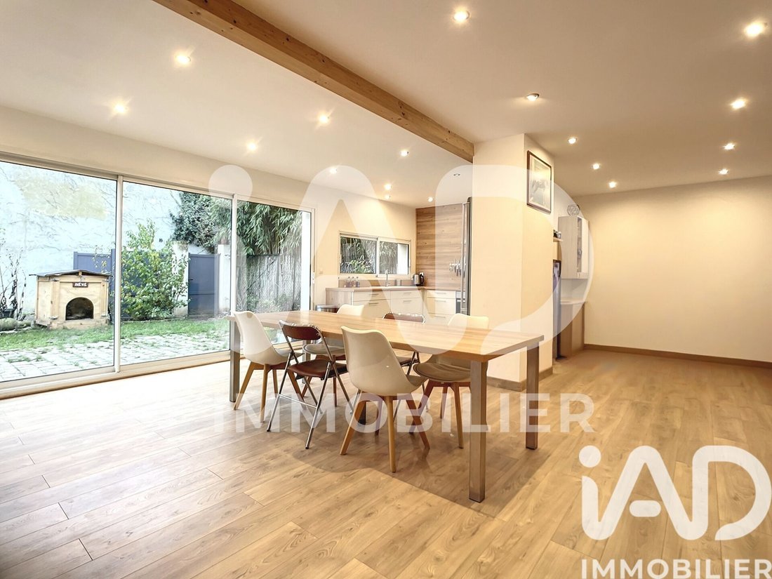House in Charlemagne, Maisons-Laffitte, France 2 - 17482636