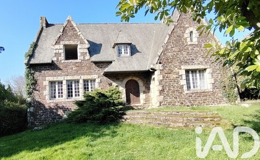 House in Lamballe, Lamballe-Armor, France 1