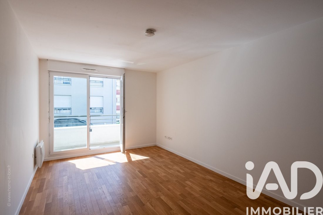 Apartment in Berthelot-Avenue de Paris, Châtillon, France 1 - 17482311
