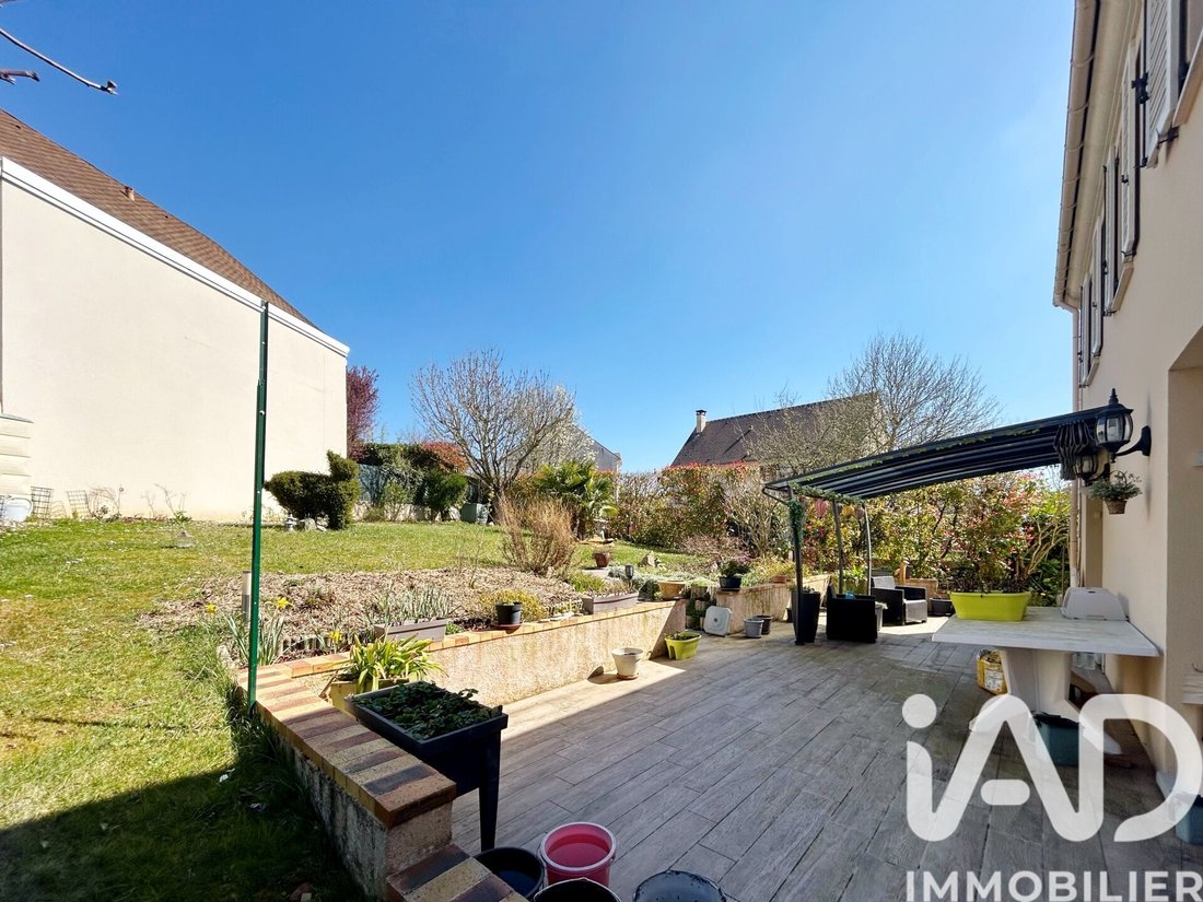 House in Vieux Village-Missionnaires, Fontenay-le-Fleury, France 2 - 17481388