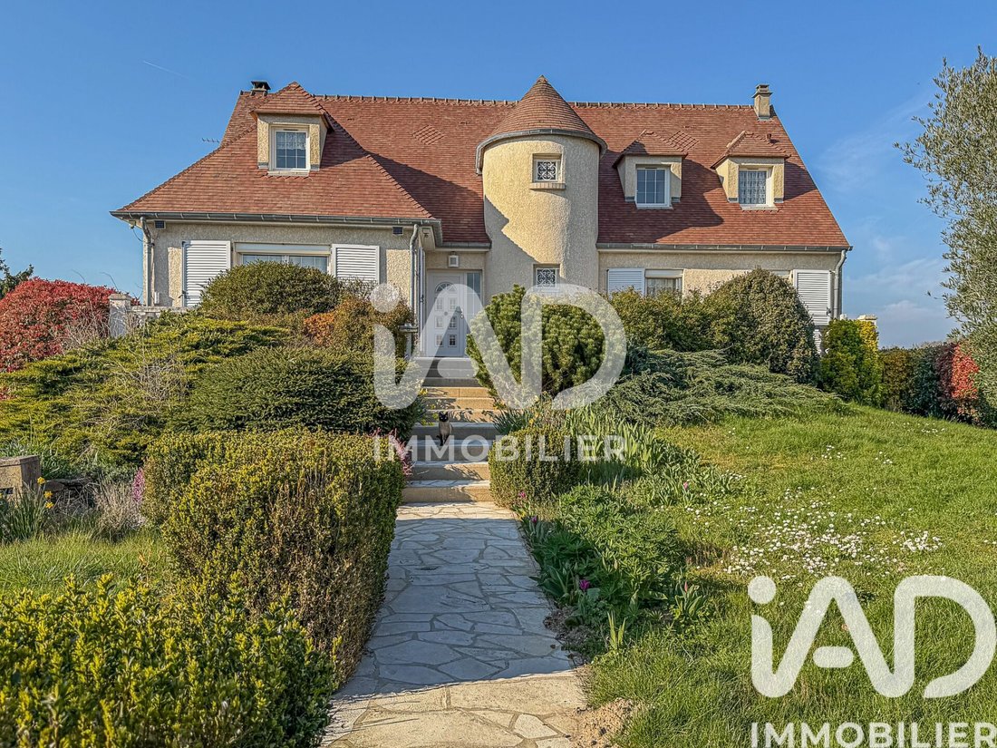 House in Rozay-en-Brie, Ile-de-France, France 1 - 17480344