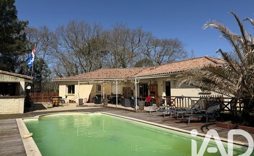 House in Sanguinet, Nouvelle-Aquitaine, France 1
