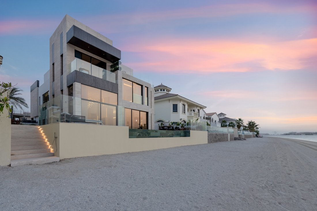 Villa in Palm Jumeirah, Dubai, United Arab Emirates 3 - 17478435