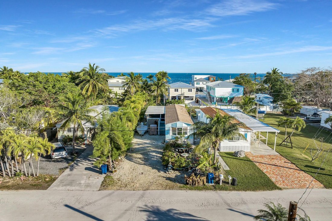 Key Largo, Florida, United States 2 - 17478820