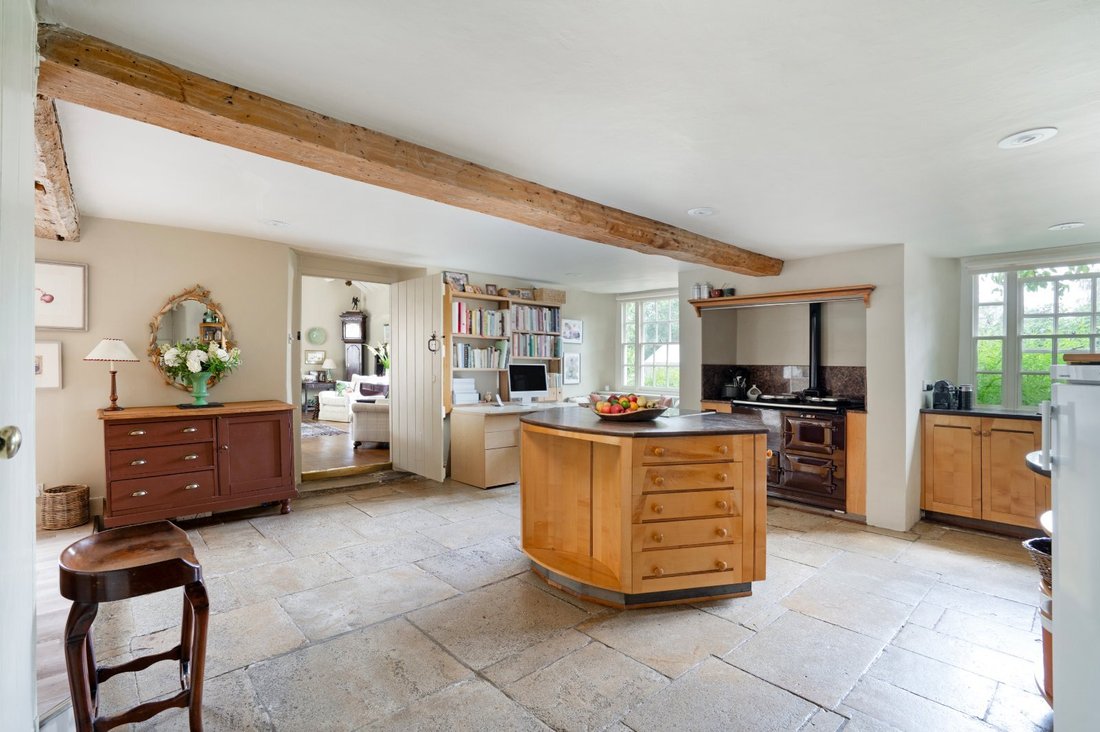 House in South Leigh, England 4 - 17478840
