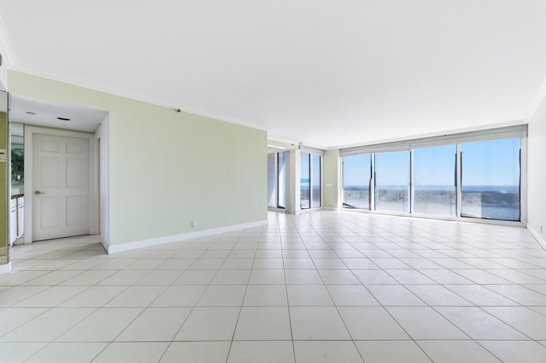 Condo in West Palm Beach, Florida, United States 5 - 17135064