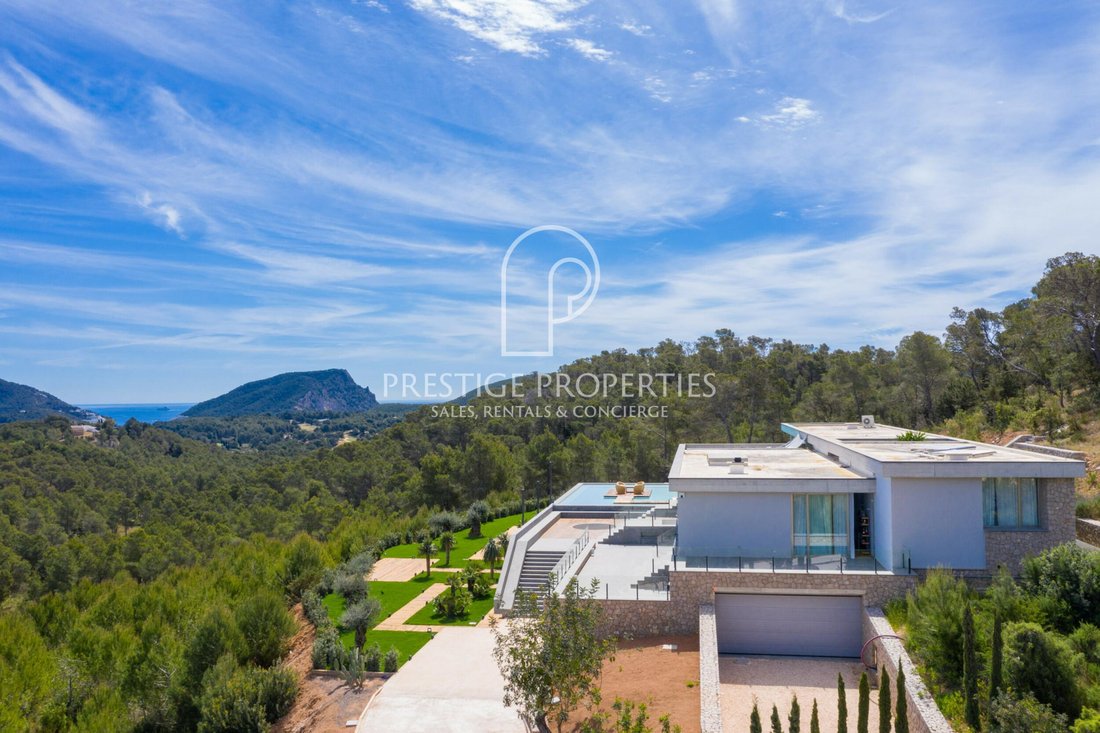 Villa in Santa Eularia des Riu, Balearic Islands, Spain 2 - 17478682
