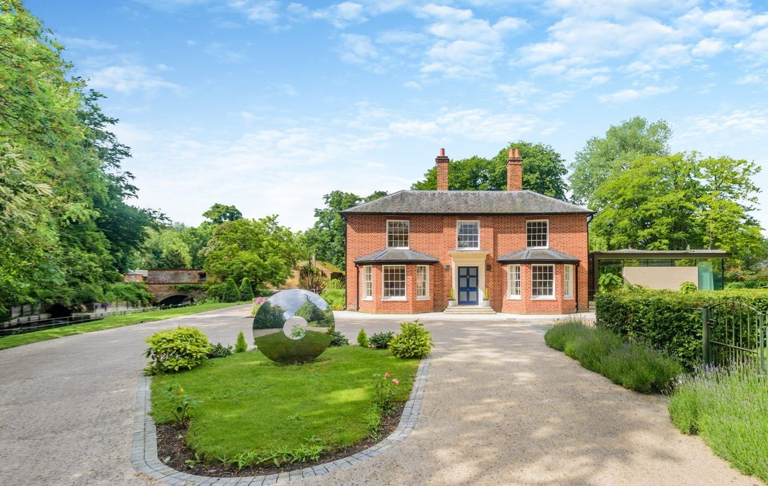 House in Theale, England 3 - 16720669