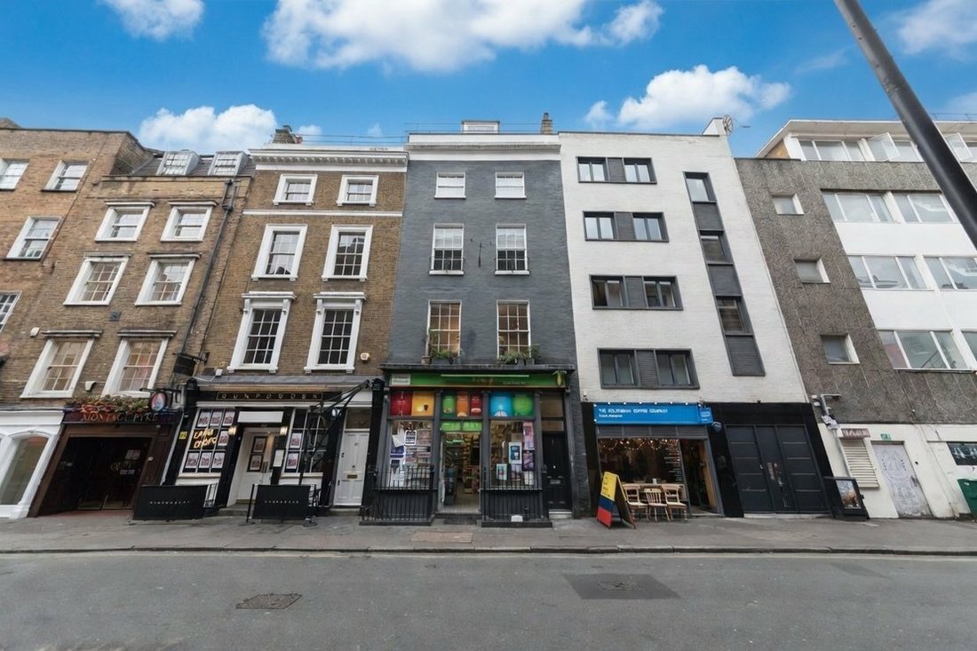 Apartment in Soho, England 1 - 17478838