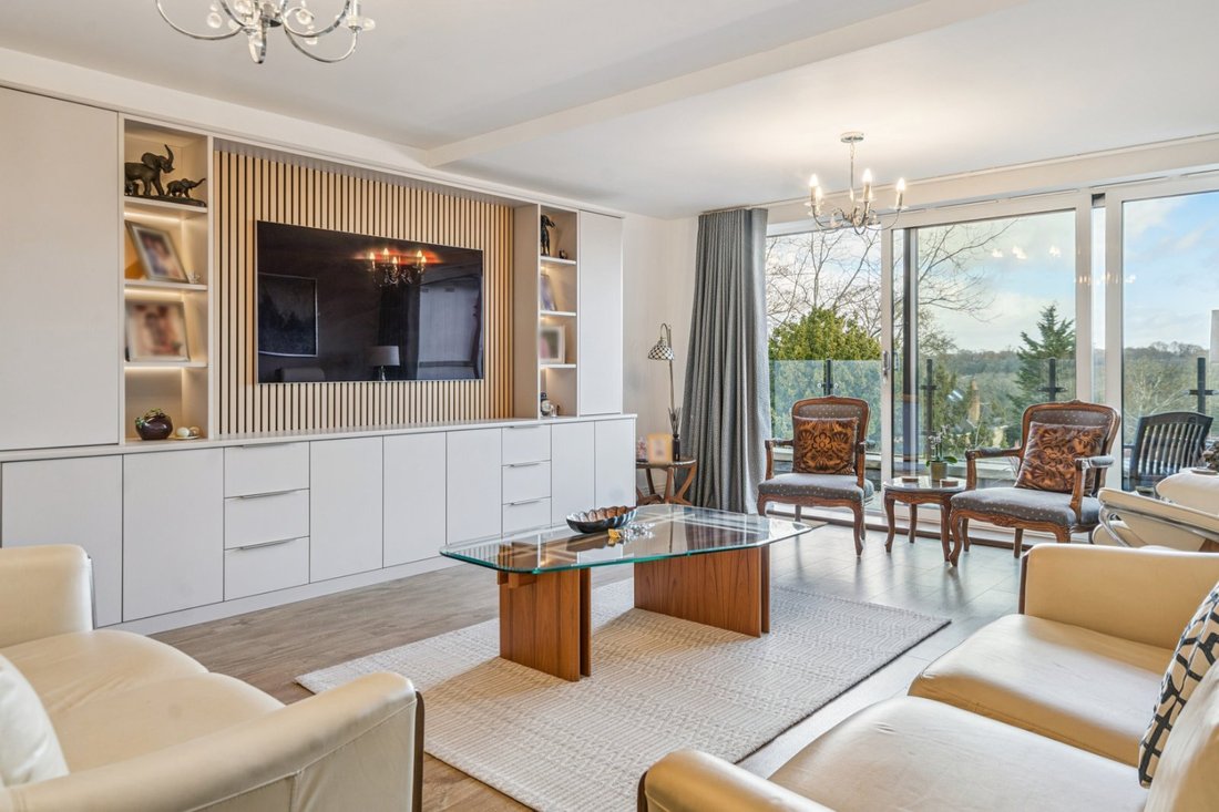 Apartment in Gerrards Cross, England 5 - 17478805