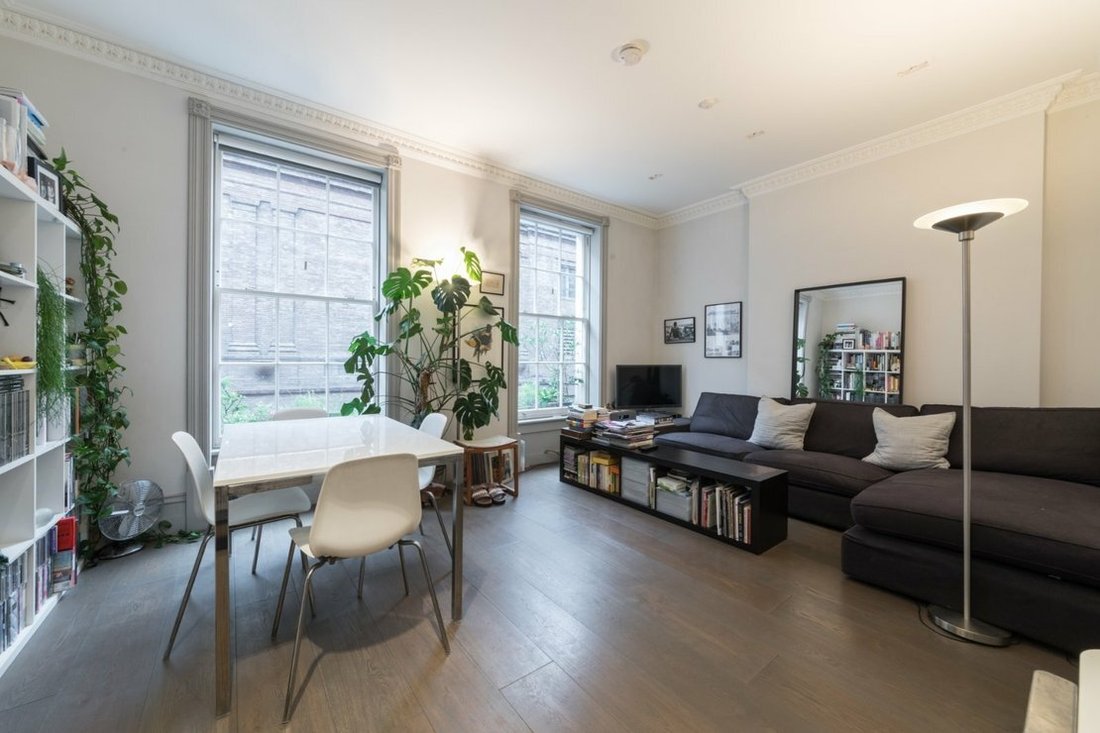 Apartment in Soho, England 2 - 17478838