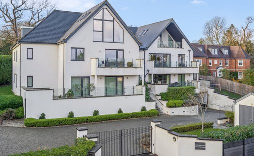 Apartment in Gerrards Cross, England 1