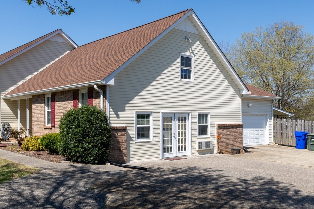 House in White House, Tennessee, United States 4 - 17479045