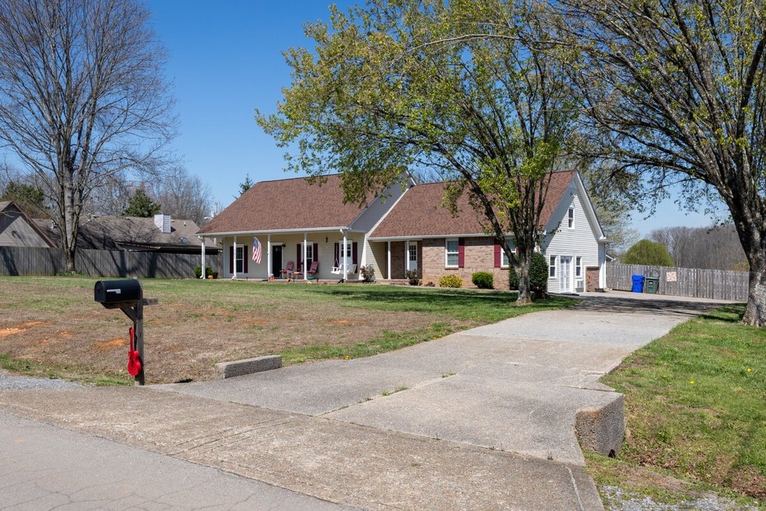 House in White House, Tennessee, United States 2 - 17479045