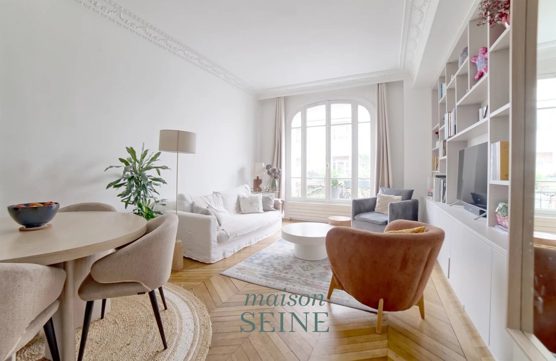 Apartment in Saint James-Delabordère, Neuilly-sur-Seine, France 2 - 17488482