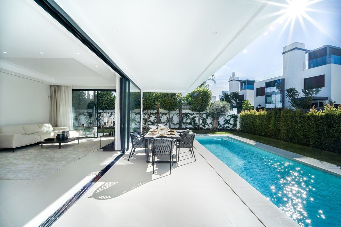 Villa in Puerto Banus, Marbella, Spain 2 - 14295778