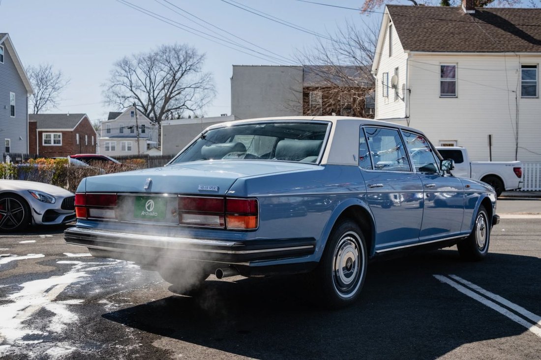 Sedan in Highland Park, NJ, United States 3 - 16047191