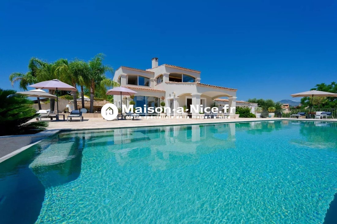 House in Nice, Provence-Alpes-Côte d'Azur, France 1 - 17486314