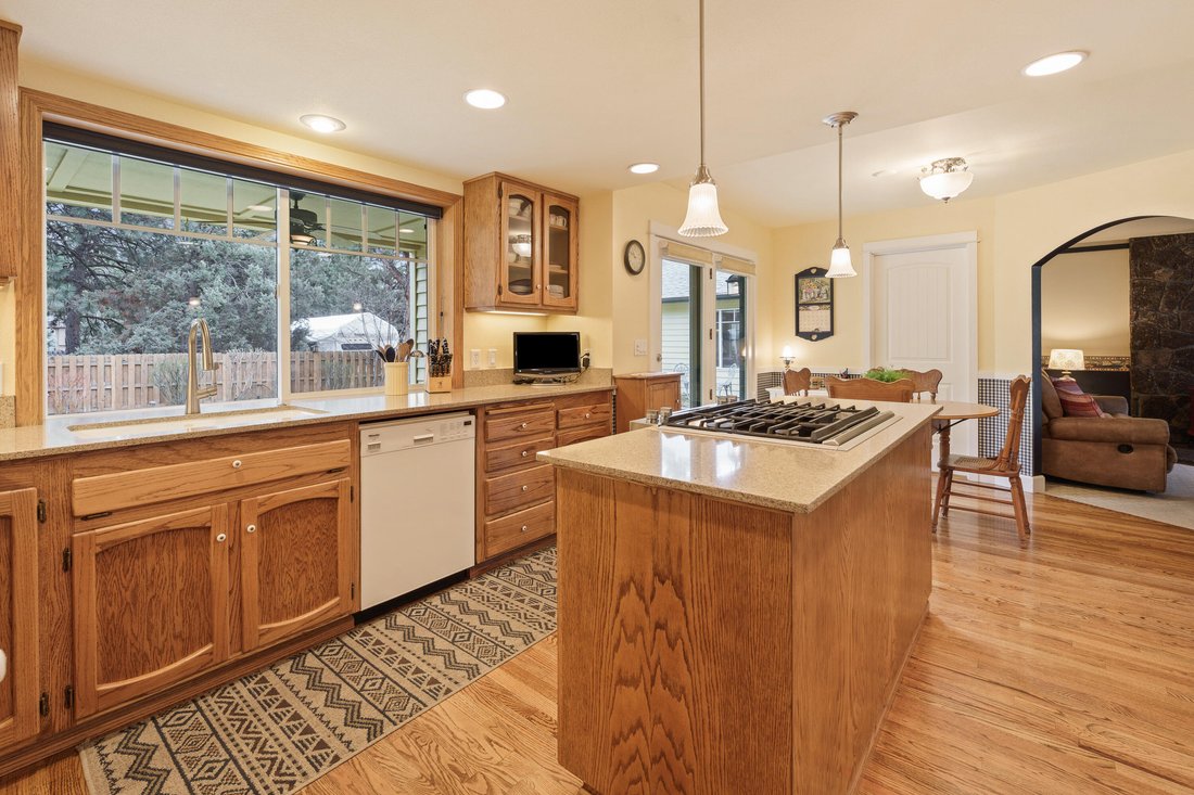 House in Bend, Oregon, United States 5 - 17484151